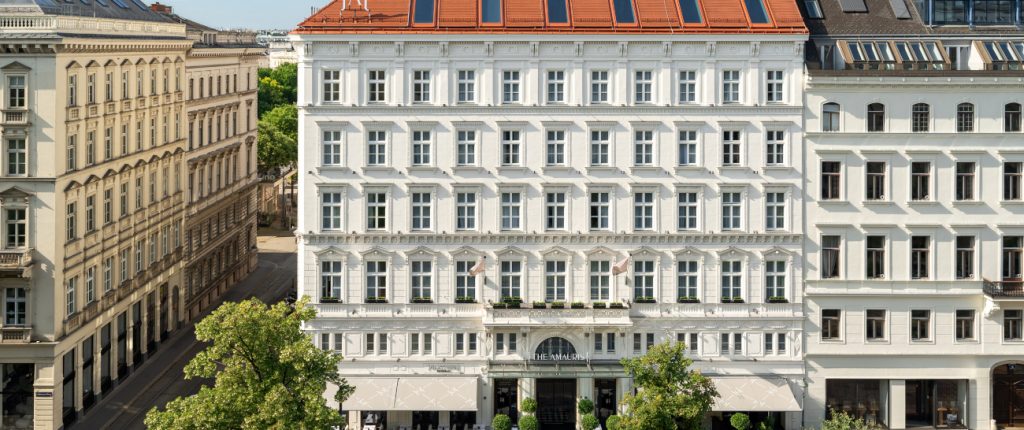 The Amauris Vienna Joins Rebecca Recommends Portfolio